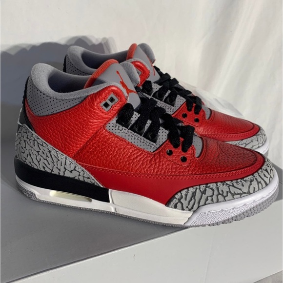 Jordan 3 Retro SE Fire Red Cement Shoes New Without Box Womans 7.5 - Picture 2 of 5